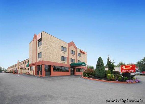 Econo Lodge Hicksville Exterior photo